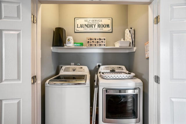 18607 Warrior Rd, Galveston, TX 77554 - washroom featuring washer and dryer