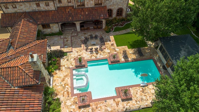 603 W Friar Tuck Ln, Houston, TX 77024 - view from above of property with a pool
