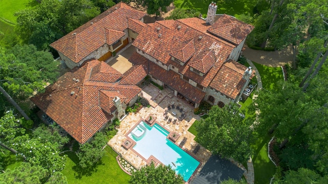 603 W Friar Tuck Ln, Houston, TX 77024 - aerial view of property and surrounding area with a pool area
