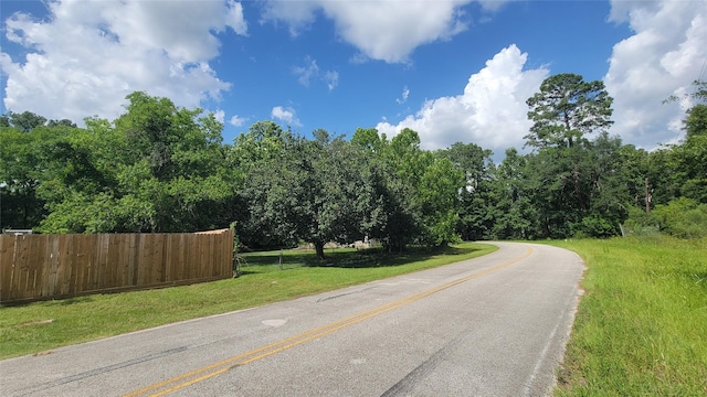 8010 Rolling Oaks Dr S, Spring, TX 77389