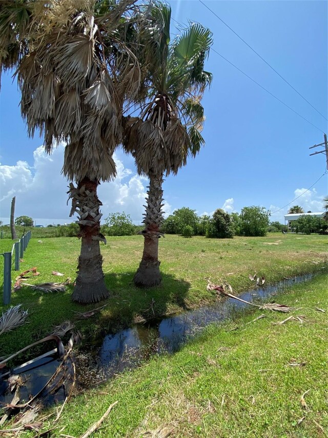 1200 Diamond Rd, Crystal Beach, TX 77650 - photo 7