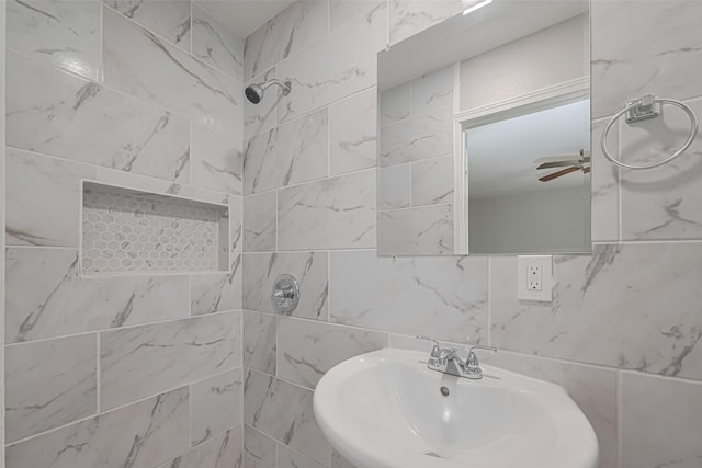12210 Palmbeach St, Houston, TX 77034 - bathroom with tiled shower and ceiling fan
