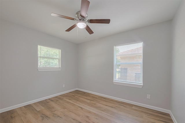 12210 Palmbeach St, Houston, TX 77034 - unfurnished room with light wood finished floors and ceiling fan