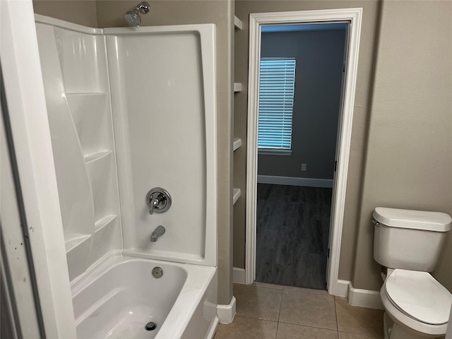 5105 Oak Ave, Pasadena, TX 77503 - full bath featuring tile patterned floors and bathtub / shower combination