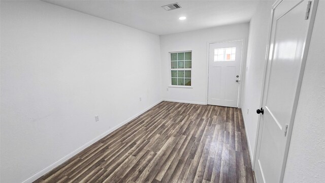 2235 Hutton St, Houston, TX 77026 - entrance foyer with dark wood-style flooring and recessed lighting