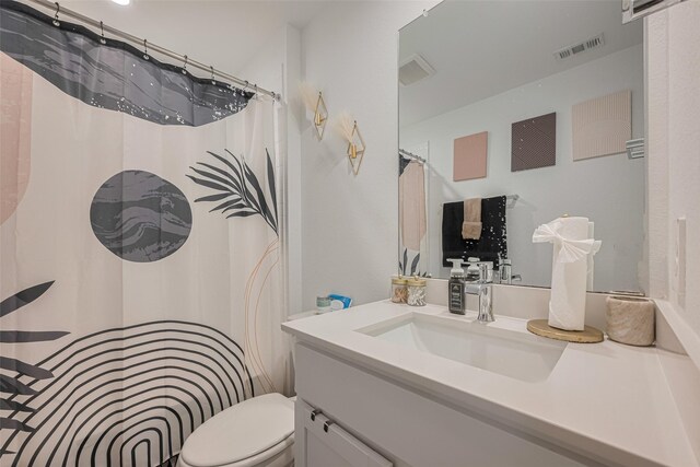 903 Curly Angora Ct, Rosharon, TX 77583 - bathroom with vanity and a shower with shower curtain