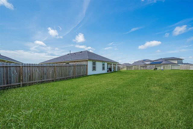 903 Curly Angora Ct, Rosharon, TX 77583 - view of fenced backyard