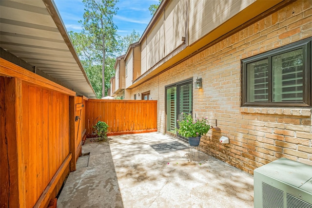 11711 Memorial Dr Unit 213, Houston, TX 77024 - view of patio / terrace
