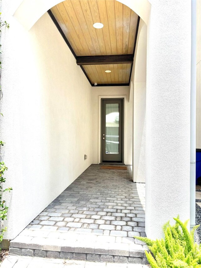 7119 Janet St, Houston, TX 77055 - property entrance featuring stucco siding