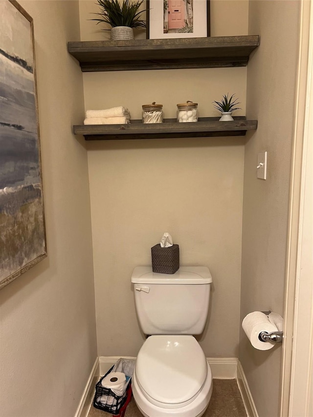 6315 Oakmont Creek Dr, Spring, TX 77379 - bathroom featuring baseboards and toilet