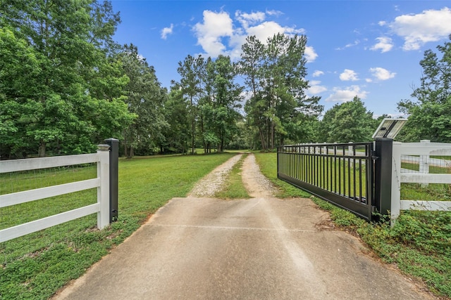 18443 Hills Lake Ct, Montgomery, TX 77316 - photo 2