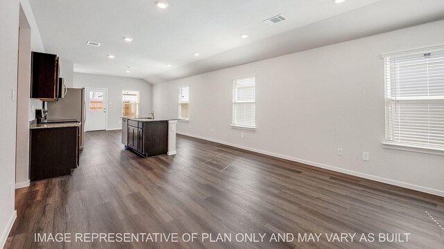 877 Kickapoo Ln, College Station, TX 77845
