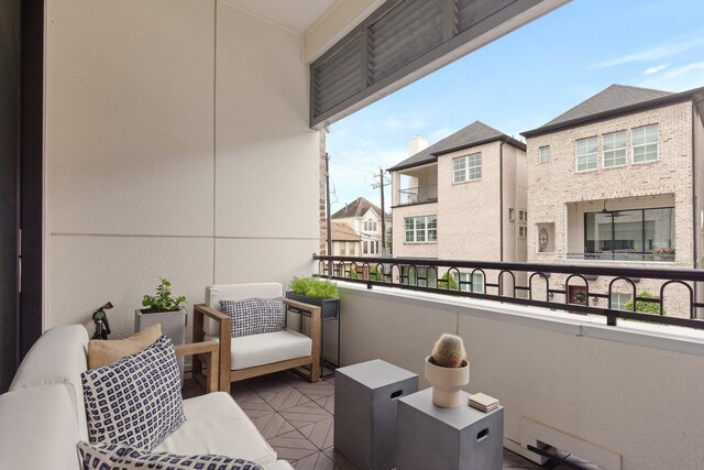 6006 Matthew Oaks Pl, Houston, TX 77007 - view of balcony