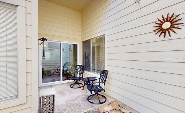 3011 Flower Field Ln, Pearland, TX 77584 - view of patio / terrace