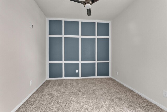 2413 Harlem St, Houston, TX 77020 - unfurnished room with carpet flooring and ceiling fan