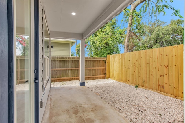2413 Harlem St, Houston, TX 77020 - view of patio