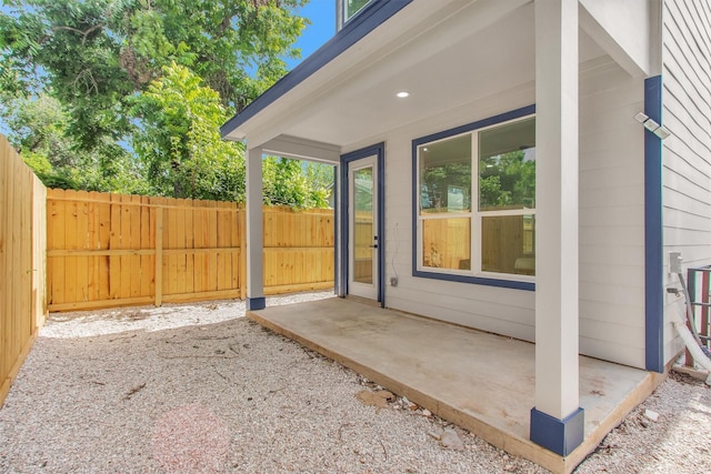 2413 Harlem St, Houston, TX 77020 - view of patio / terrace