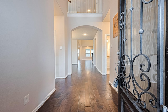 6518 Nicholas Trl, Sugar Land, TX 77479 - entryway featuring arched walkways and dark wood-style floors
