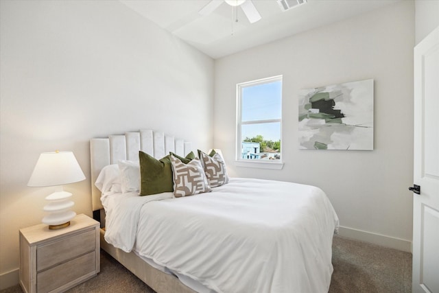 5256 Texas St, Houston, TX 77011 - carpeted bedroom with baseboards and ceiling fan