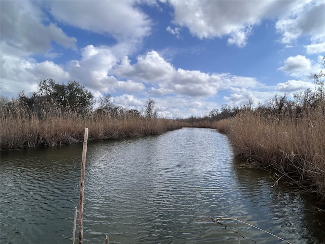 849 Givens Rd, Victoria, TX 77905