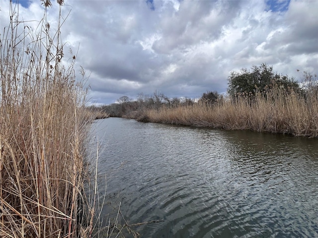 849 Givens Rd, Victoria, TX 77905