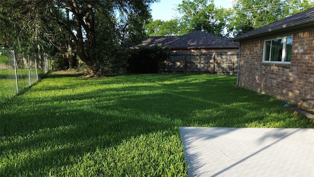 9106 Gustine Ln, Houston, TX 77031 - view of fenced backyard