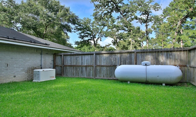 2102 Candy St, Pinehurst, TX 77362 - view of fenced yard