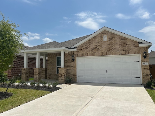 926 Whispering Winds Dr, Beasley, TX 77417 - photo 1