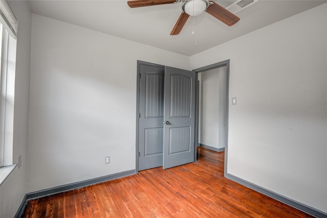 422 Gammon Dr, Houston, TX 77022 - unfurnished bedroom featuring light wood-style floors and ceiling fan