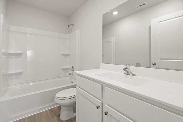 10811 Bright Beacon Dr, Beasley, TX 77417 - full bath featuring vanity, wood finished floors, shower / tub combination, and recessed lighting
