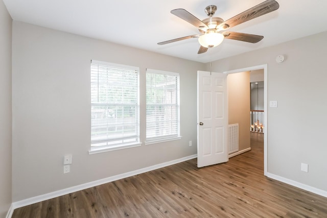 1135 Juniper Canyon Ln, Houston, TX 77062 - photo 16