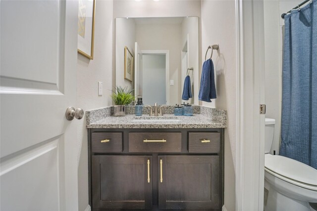 13526 Wedgewood Thicket Way, Cypress, TX 77429 - bathroom featuring vanity and curtained shower