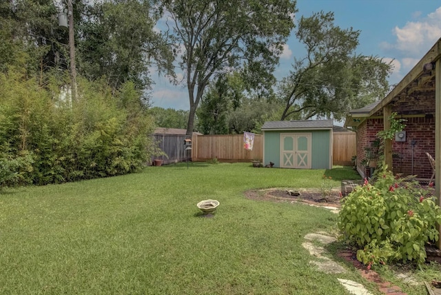 414 Daffodil St, Lake Jackson, TX 77566 - fenced backyard featuring a shed