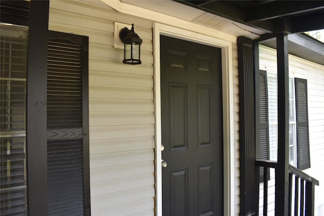 25 Wood Gln, Trinity, TX 75862 - entrance to property with a porch