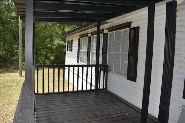 25 Wood Gln, Trinity, TX 75862 - deck featuring a yard