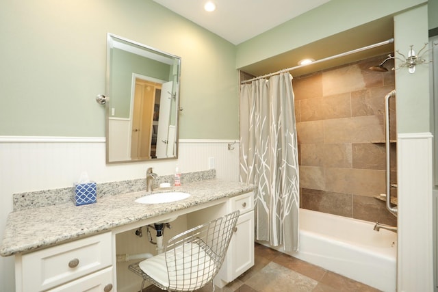 1015 Tri Oaks Ln Unit 23, Houston, TX 77043 - bathroom with shower / tub combo with curtain, a wainscoted wall, vanity, and recessed lighting