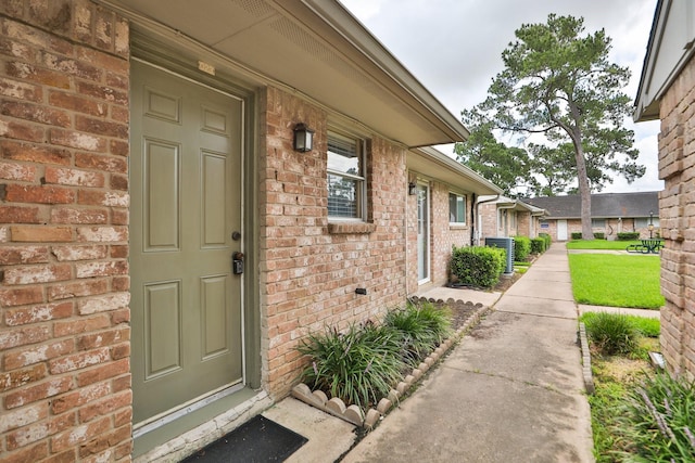 1015 Tri Oaks Ln Unit 23, Houston, TX 77043 - property entrance featuring brick siding