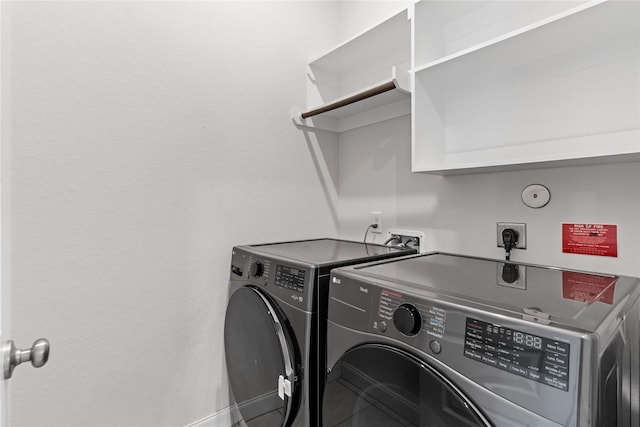 19815 Caprock Falls Ct, Cypress, TX 77433 - washroom featuring washer and dryer