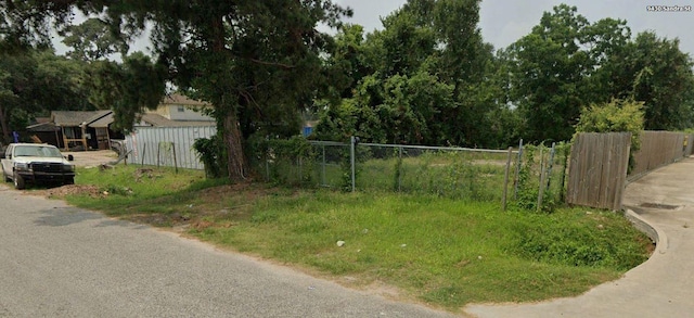 9421 Sandra St, Houston, TX 77016