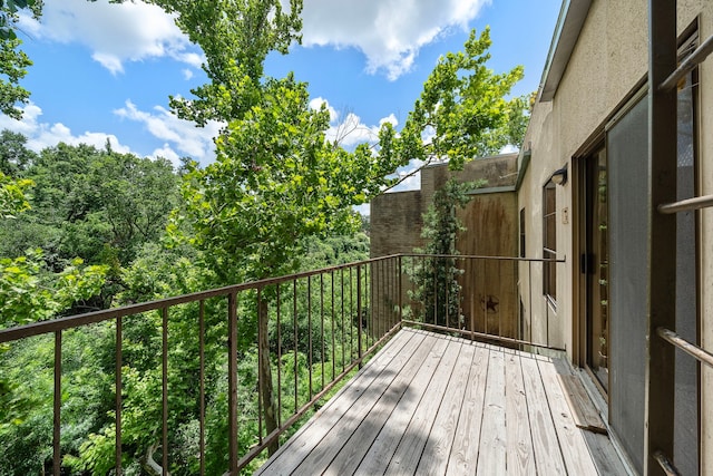 9 Farther Pt, Houston, TX 77024 - view of deck