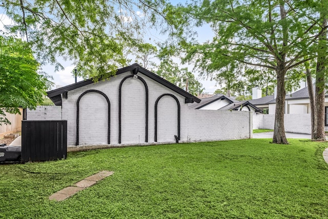12422 Cobblestone Dr, Houston, TX 77024 - view of yard
