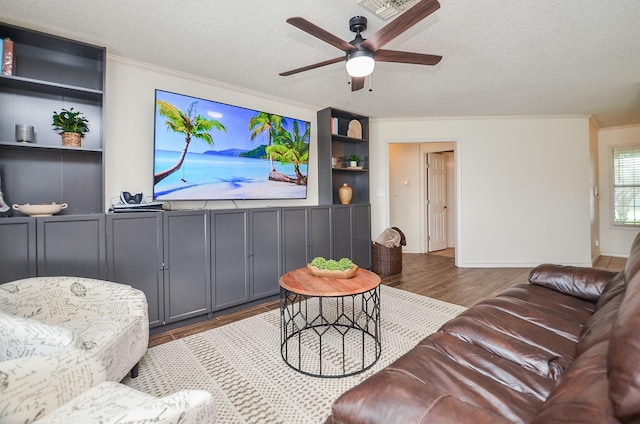 2603 Sue St, El Campo, TX 77437
