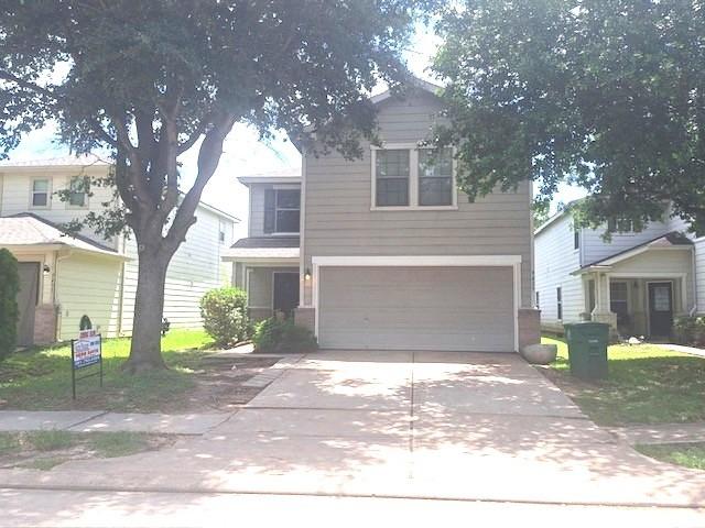 9439 Gnarled Chestnut Ct, Houston, TX 77075 - photo 1