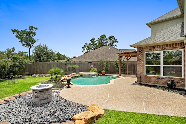 18806 Manleigh Ct, Tomball, TX 77377 - view of swimming pool with a fenced backyard, a fire pit, a patio area, and a pool with connected hot tub