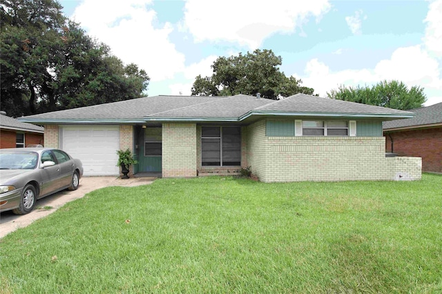 329 Robin St, Deer Park, TX 77536 - photo 1