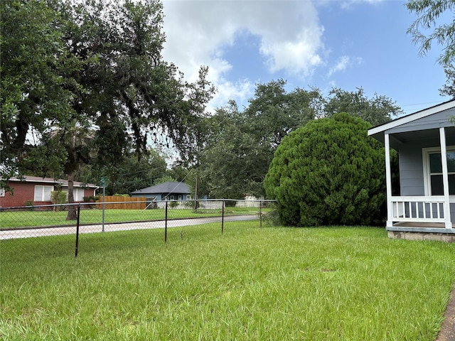 1206 11th St N, Texas City, TX 77590 - view of yard