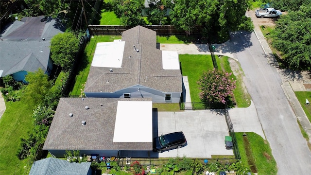 5701 Luna St, Houston, TX 77076 - aerial view of property and surrounding area