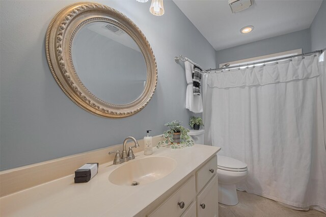 3031 The Highlands Dr, Sugar Land, TX 77478 - bathroom with vanity and a shower with curtain