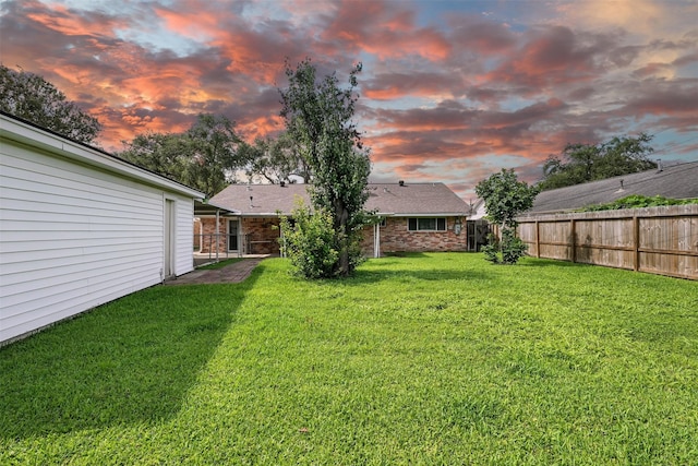8503 Leader St, Houston, TX 77036 - view of yard