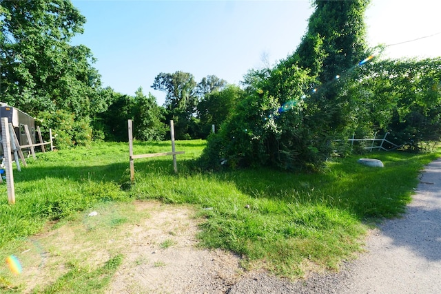 525 Pine St, Crosby, TX 77532